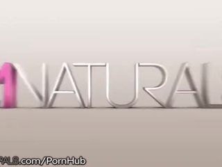 21naturals lulu love treats pénis like king bayan clip films