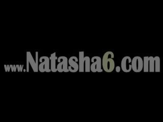 Natashas প্রচন্ড আঘাত adventure উপর ঐ টেবিল